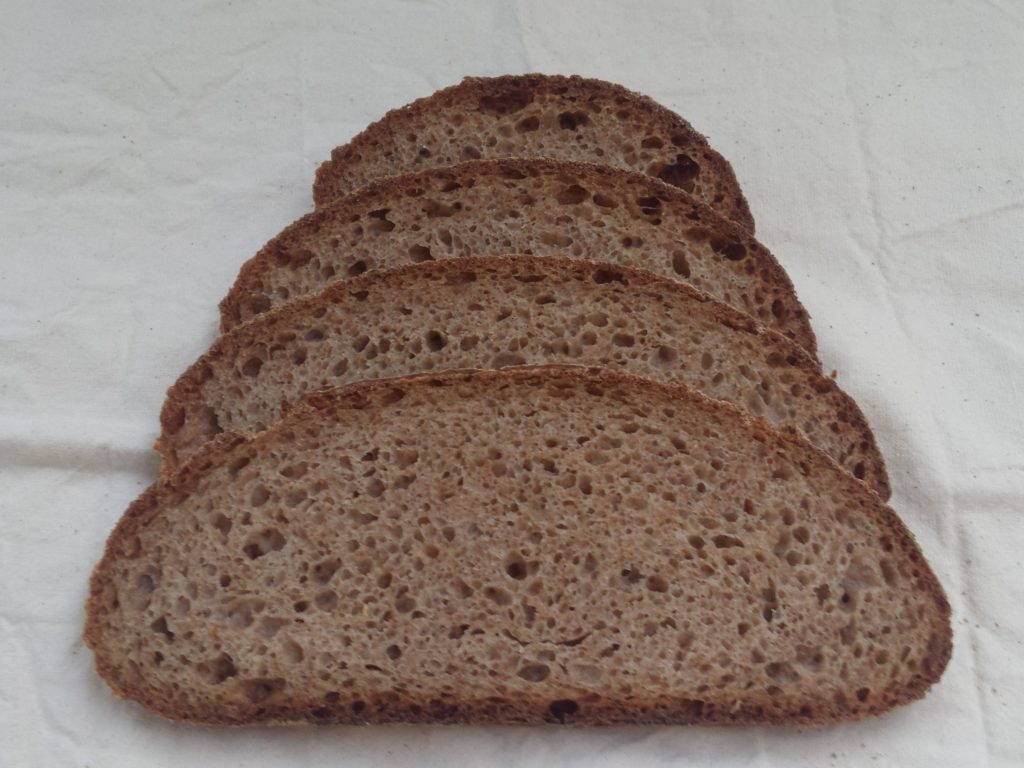 Dinkelvollkornmischbrot mit Emmer