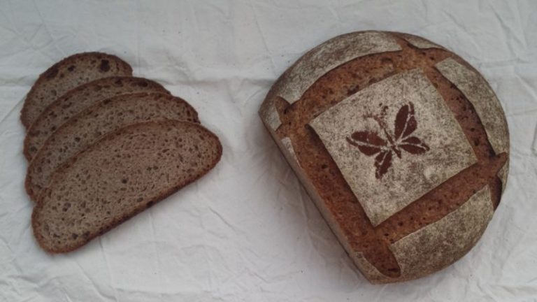 Vollkornmischbrot mit Emmeranteil