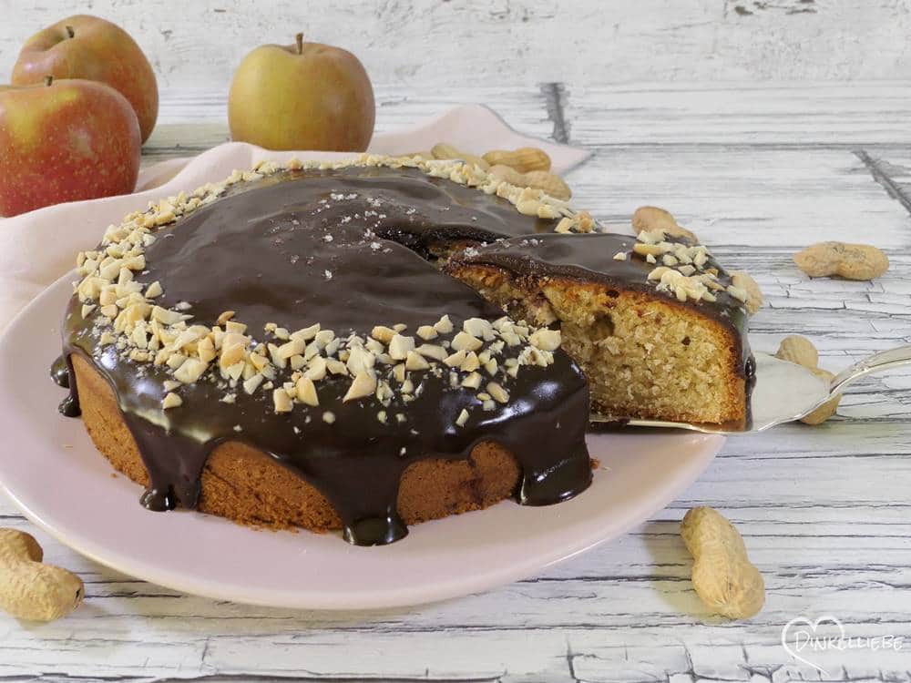 Erdnussbutter–Apfel–Kuchen