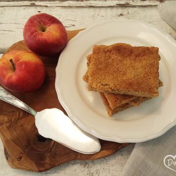 Snickerdoodle Apple Blondies
