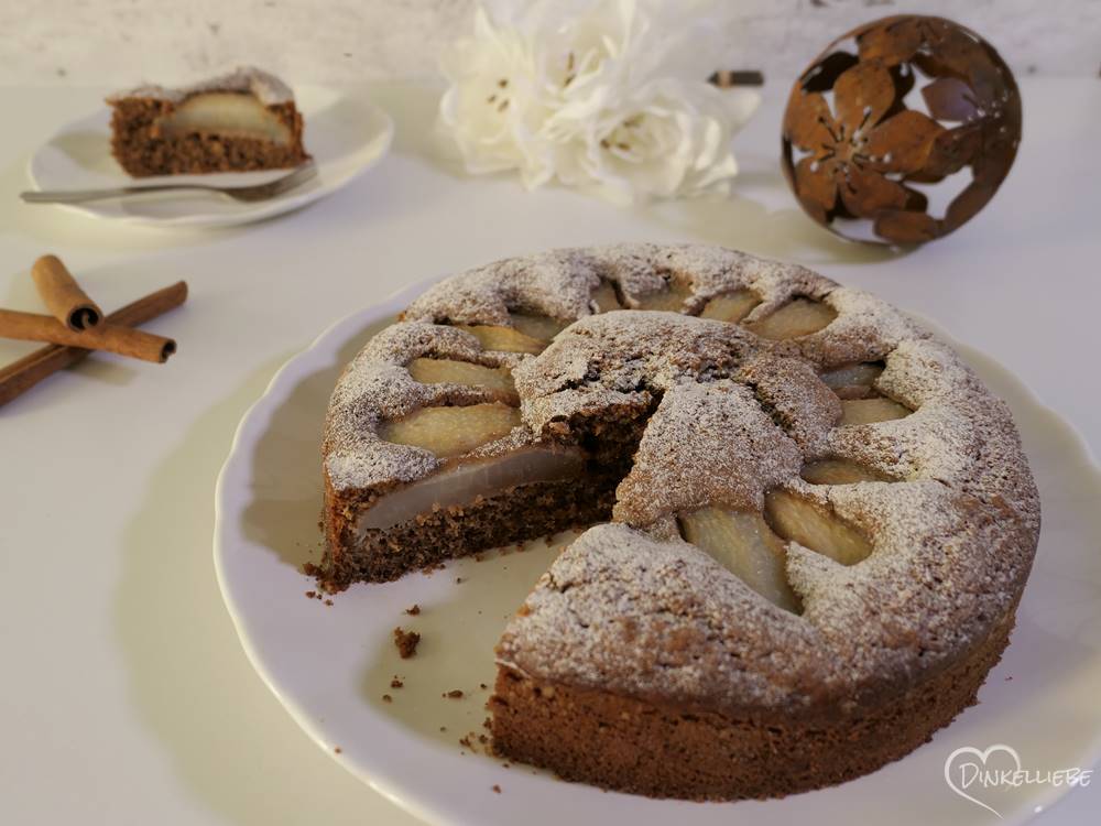 Zimtiger Birnen-Walnusskuchen